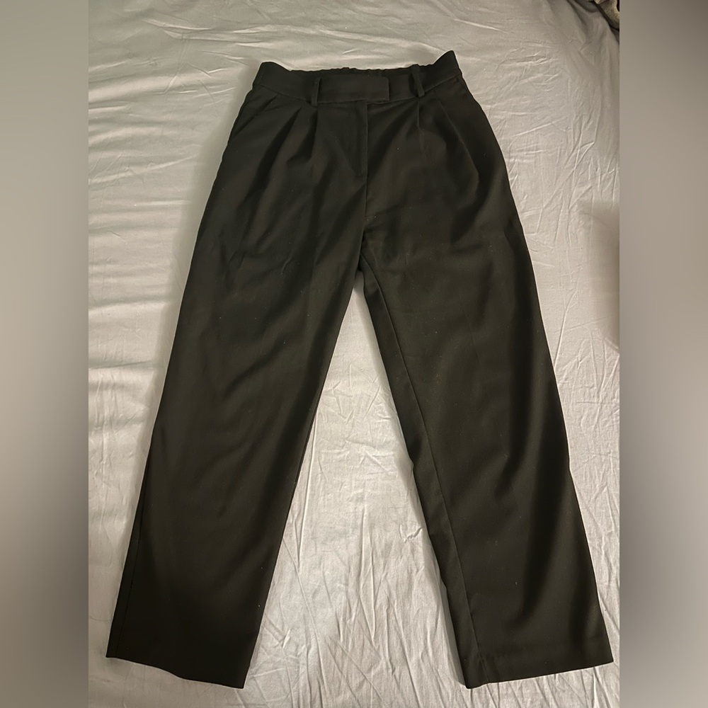 H&M Ankle-Length Black Pants